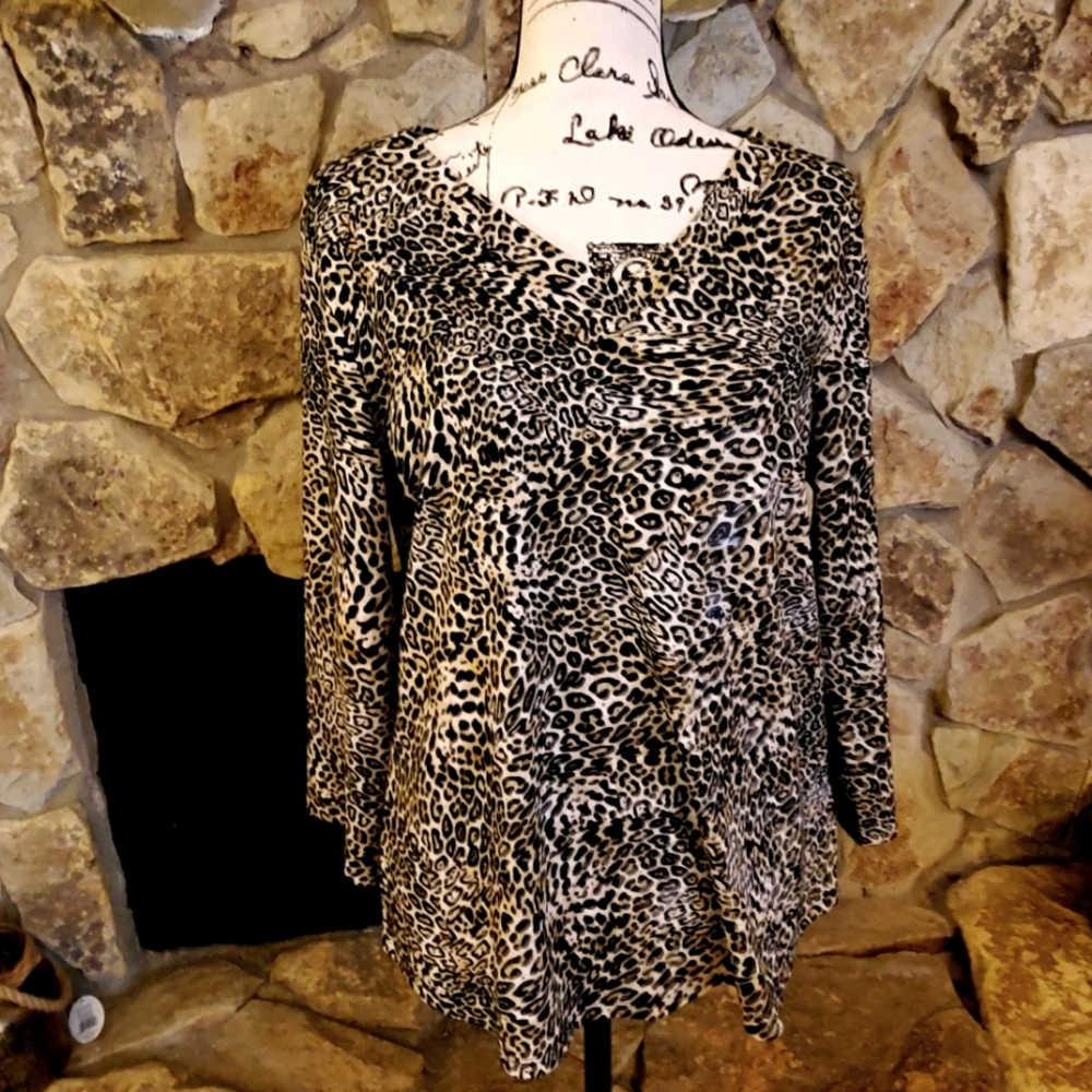 ANNE KLEIN SPORT PXL LEOPARD TOP